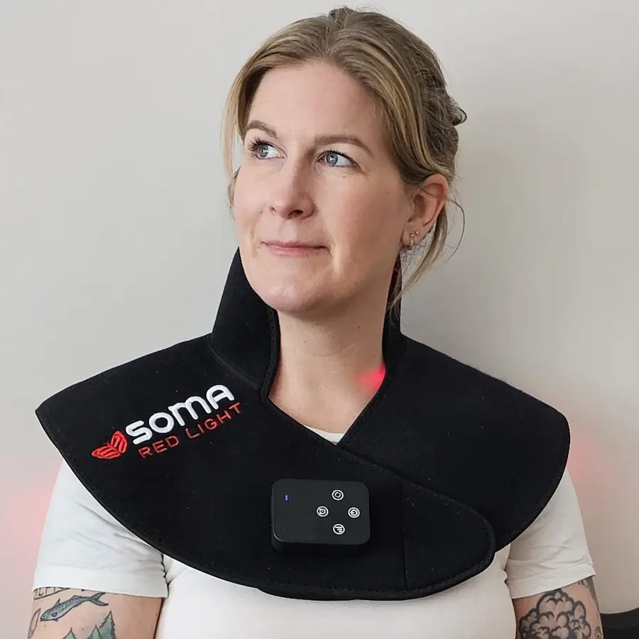 Shoulder Wrap sett forfra med logo